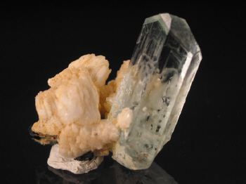 ashig5e.JPG (66536 bytes)