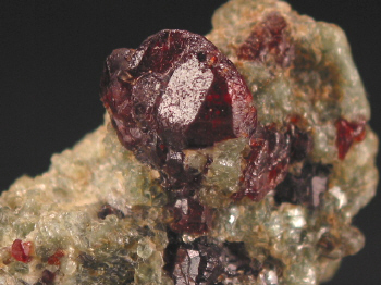 mchond3a.jpg (113926 bytes)