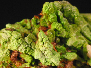 pyromorphite_zschopau3.JPG (115072 bytes)